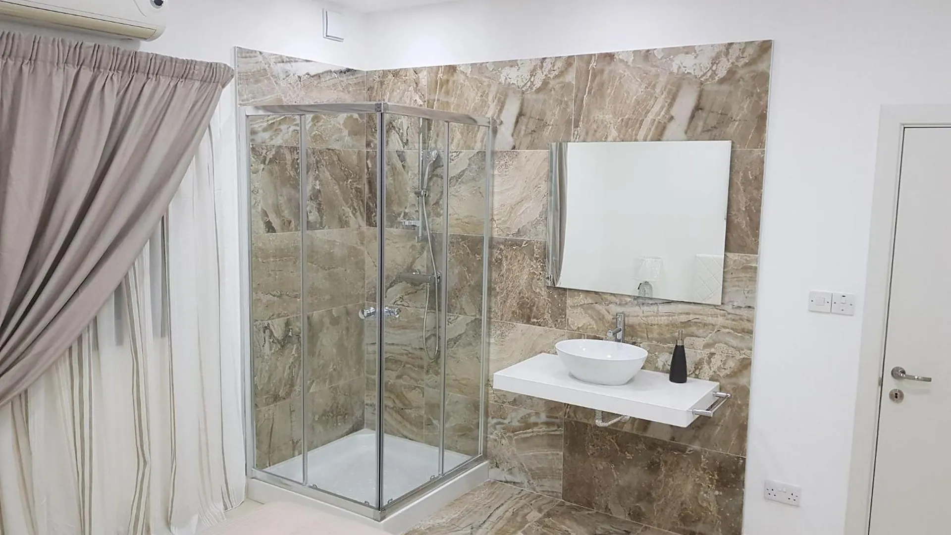 1D Mattei Court Apartment St. Paul's Bay 0*, Is-Swieqi